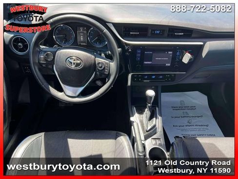 Used 2018 Toyota Corolla SE w/ Carpet Mat Package (TMS) FWD image 13
