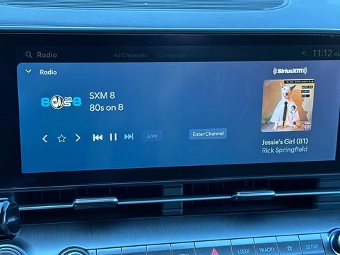 Used 2024 Hyundai Kona SE image 18