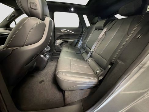 Used 2024 Cadillac Lyriq Sport AWD/4WD image 28