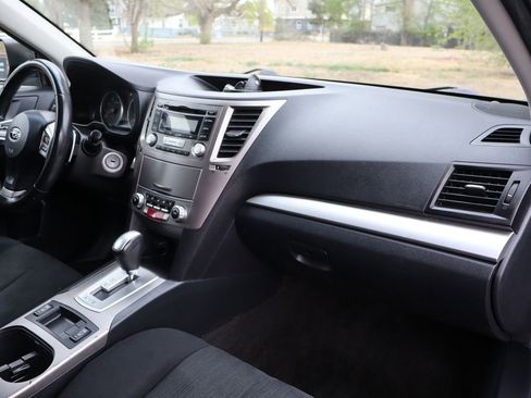 Used 2013 Subaru Outback 2.5i Premium w/ Popular Pkg 1B image 17