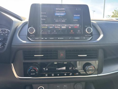 Used 2023 Nissan Rogue SV FWD image 26
