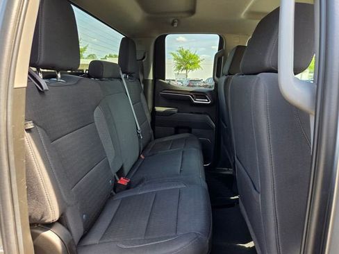 Used 2024 Chevrolet Silverado 1500 LT RWD image 16