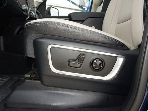 Used 2024 RAM 1500 Limited image 29