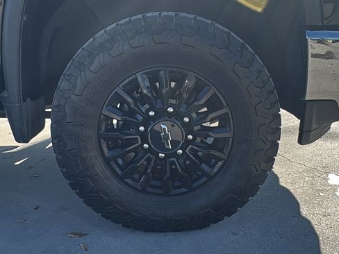 Used 2023 Chevrolet Silverado 2500 LT w/ Convenience Package image 31