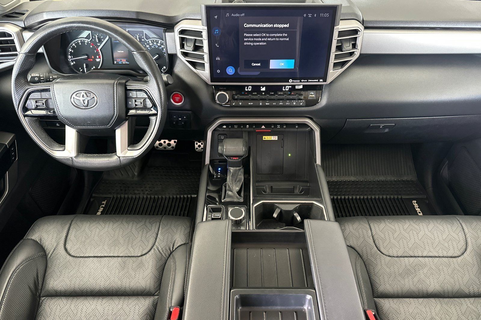 Used 2023 Toyota Tundra Limited w/ TRD Off-Road Package AWD/4WD image 12
