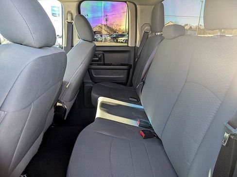 Used 2018 RAM 1500 Express image 21