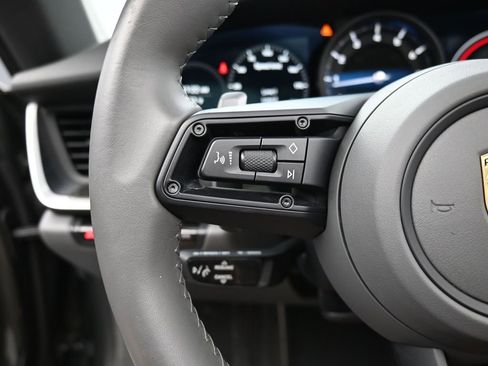 Certified 2021 Porsche 911 Targa 4S w/ Sportdesign Package image 10