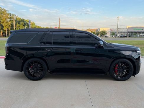 Used 2025 Chevrolet Tahoe RST w/ RST Capability Package AWD/4WD image 5