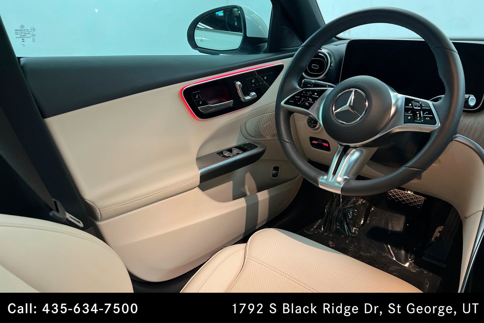 Certified 2026 Mercedes-Benz C 300 4MATIC Sedan image 11