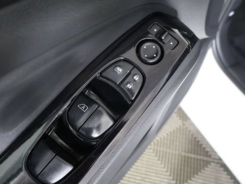 Used 2023 Nissan Altima 2.5 SV AWD/4WD image 28