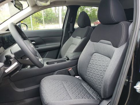 New 2026 Nissan Kicks SV w/ SV Premium Package AWD/4WD image 15