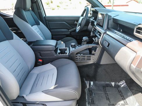 Used 2026 Toyota Tacoma TRD Sport AWD/4WD image 16