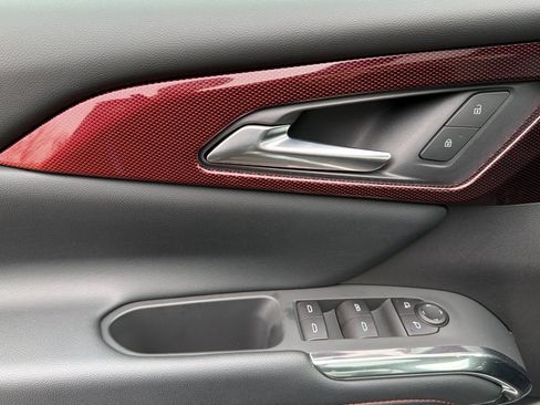 New 2026 Chevrolet Traverse Z71 w/ Enhanced Driving Package image 9