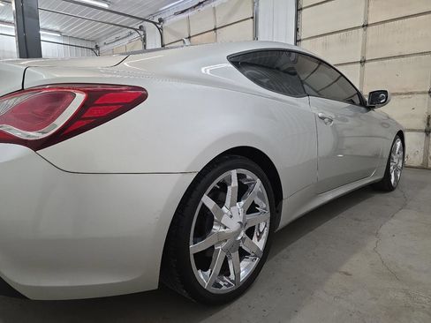 Used 2013 Hyundai Genesis 2.0T image 15
