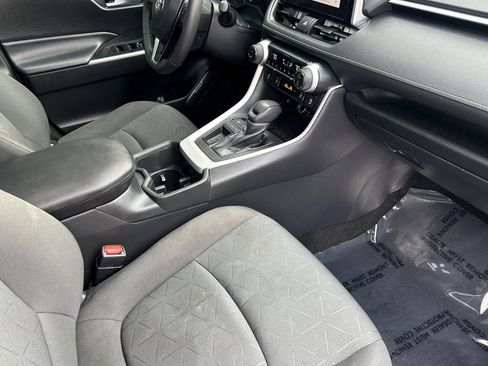 Certified 2023 Toyota RAV4 XLE w/ Convenience Package FWD image 17