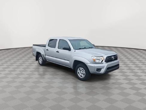 Used 2012 Toyota Tacoma 2WD Double Cab image 2
