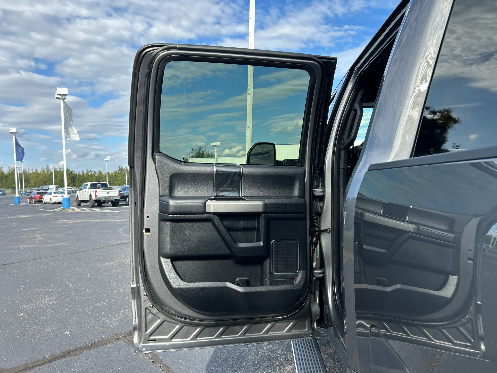 Certified 2021 Ford F250 Platinum AWD/4WD image 17