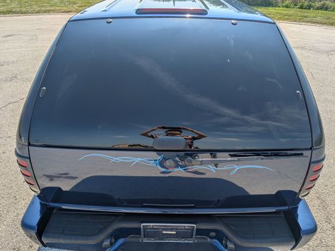 Used 2004 Chevrolet Blazer LS w/ Preferred Equipment Group image 43