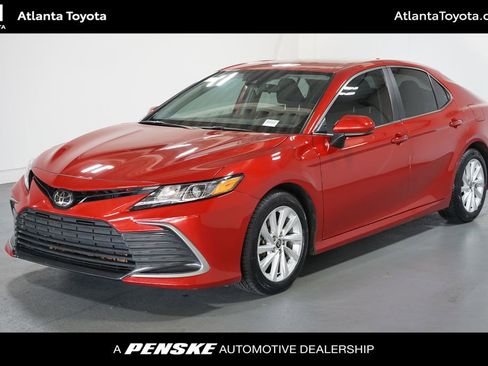 Used 2023 Toyota Camry LE image 1