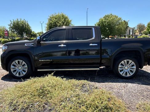 Used 2021 GMC Sierra 1500 Denali w/ Denali Ultimate Package AWD/4WD image 6