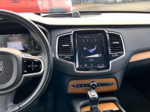 Used 2019 Volvo XC90 T6 Inscription w/ Luxury Package image 6