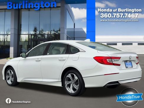 Certified 2018 Honda Accord EX image 4