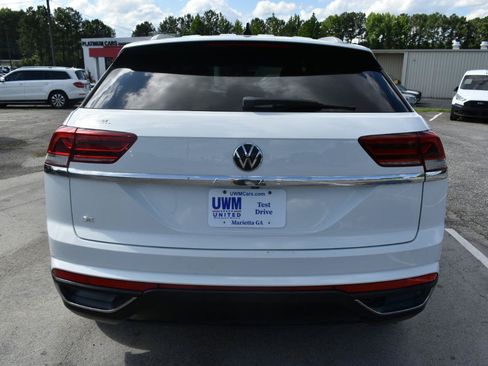 Used 2020 Volkswagen Atlas Cross Sport SE FWD image 7