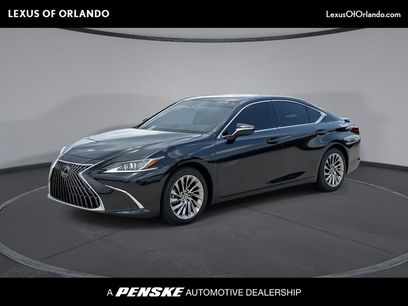 Used 2024 Lexus ES 300h w/ Technology Package