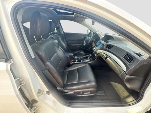Used 2017 Acura ILX FWD image 24
