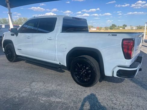 Used 2024 GMC Sierra 1500 Elevation w/ X31 Off-Road Package AWD/4WD image 9