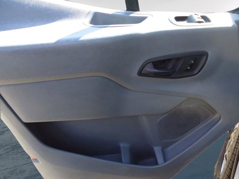 Used 2018 Ford Transit 250 138 image 20