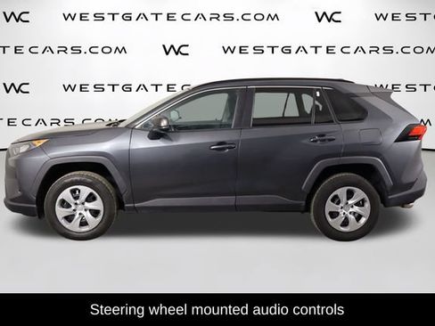 Used 2020 Toyota RAV4 LE FWD image 5