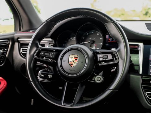 Used 2023 Porsche Macan Turbo AWD/4WD image 15