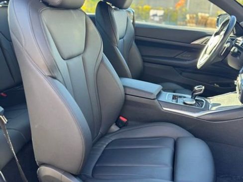 Used 2021 BMW 430i Convertible image 21