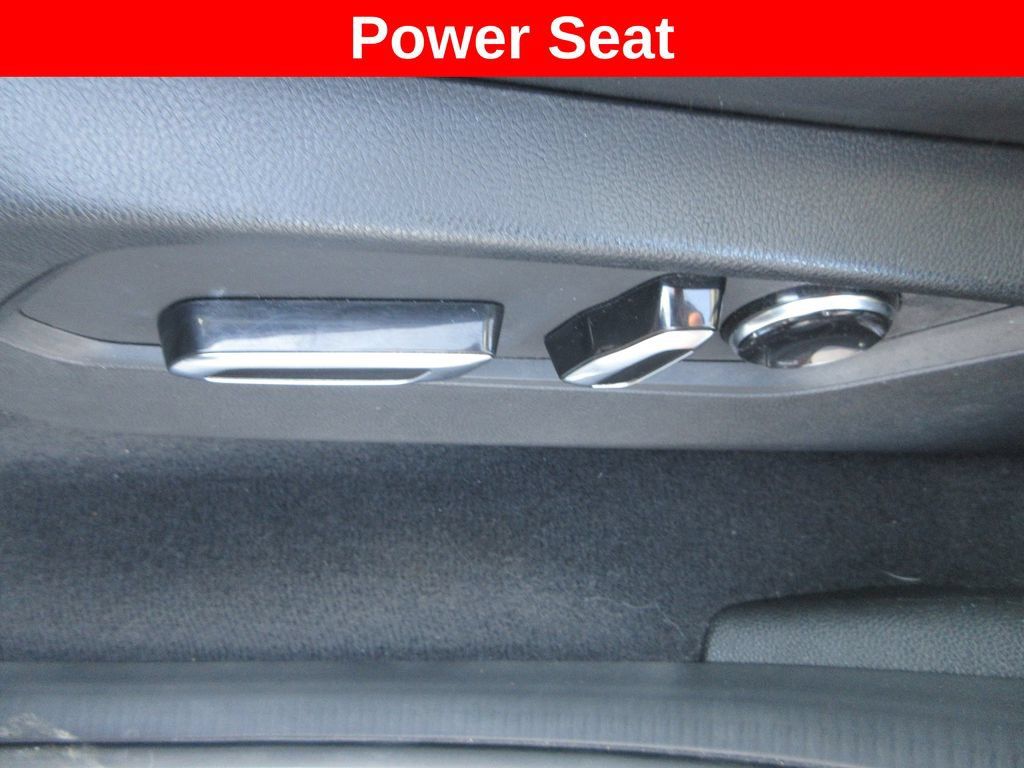 Used 2023 Acura MDX w/ Technology Package AWD/4WD image 29