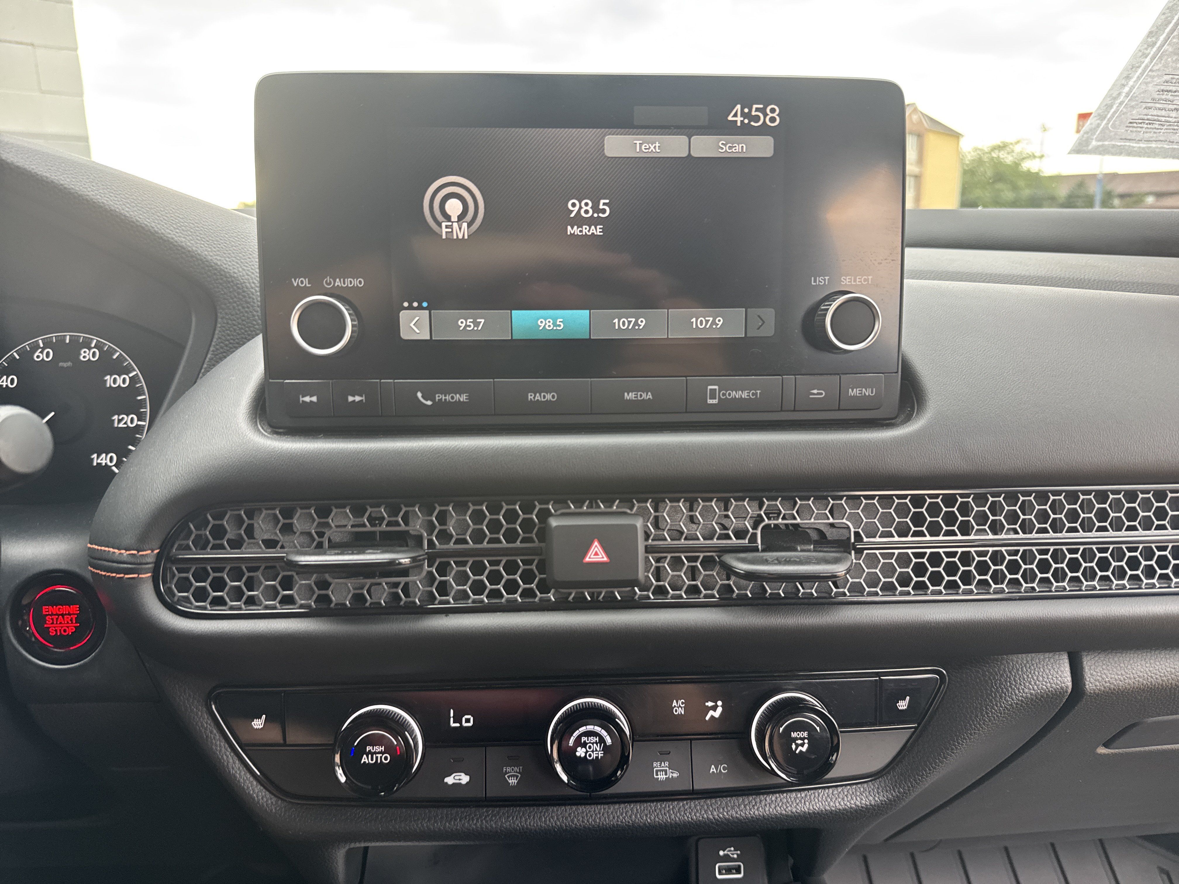 Used 2023 Honda HR-V Sport image 17