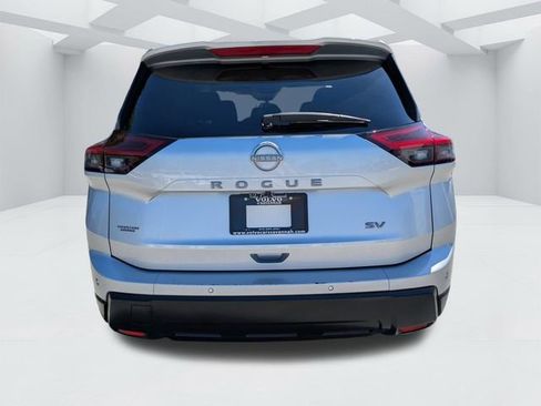 Used 2024 Nissan Rogue SV FWD image 6