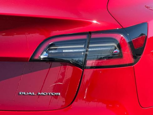 Used 2018 Tesla Model 3 Long Range AWD/4WD image 28