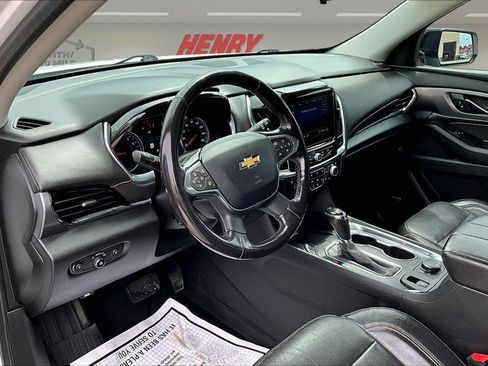 Used 2020 Chevrolet Traverse Premier w/ Redline Edition AWD/4WD image 18