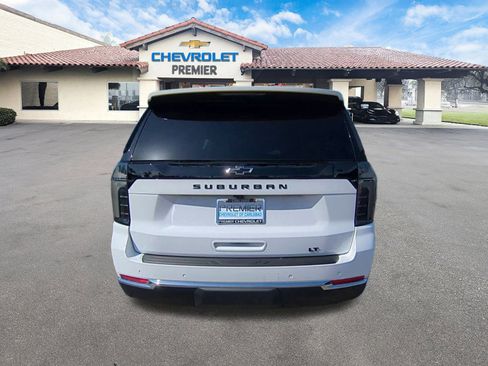 New 2026 Chevrolet Suburban LT w/ Comfort Package image 7