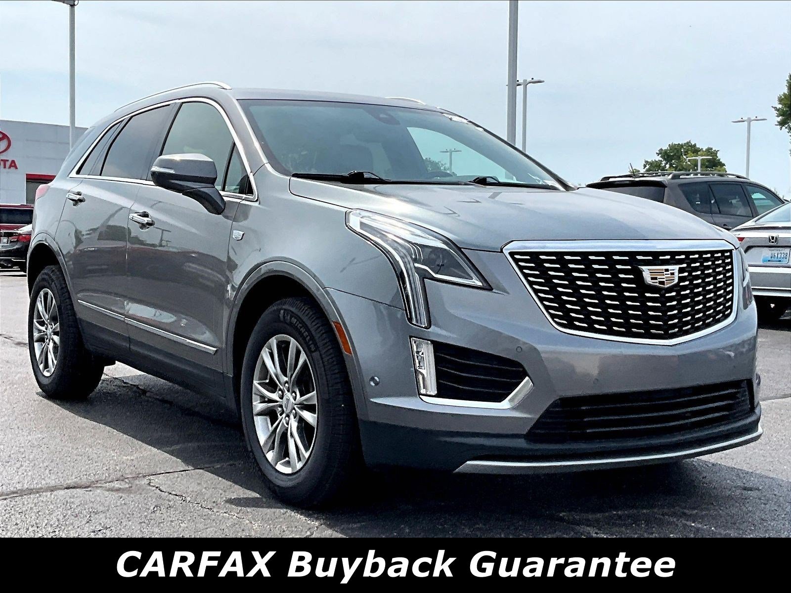 Used 2020 Cadillac XT5 Premium Luxury FWD image 3