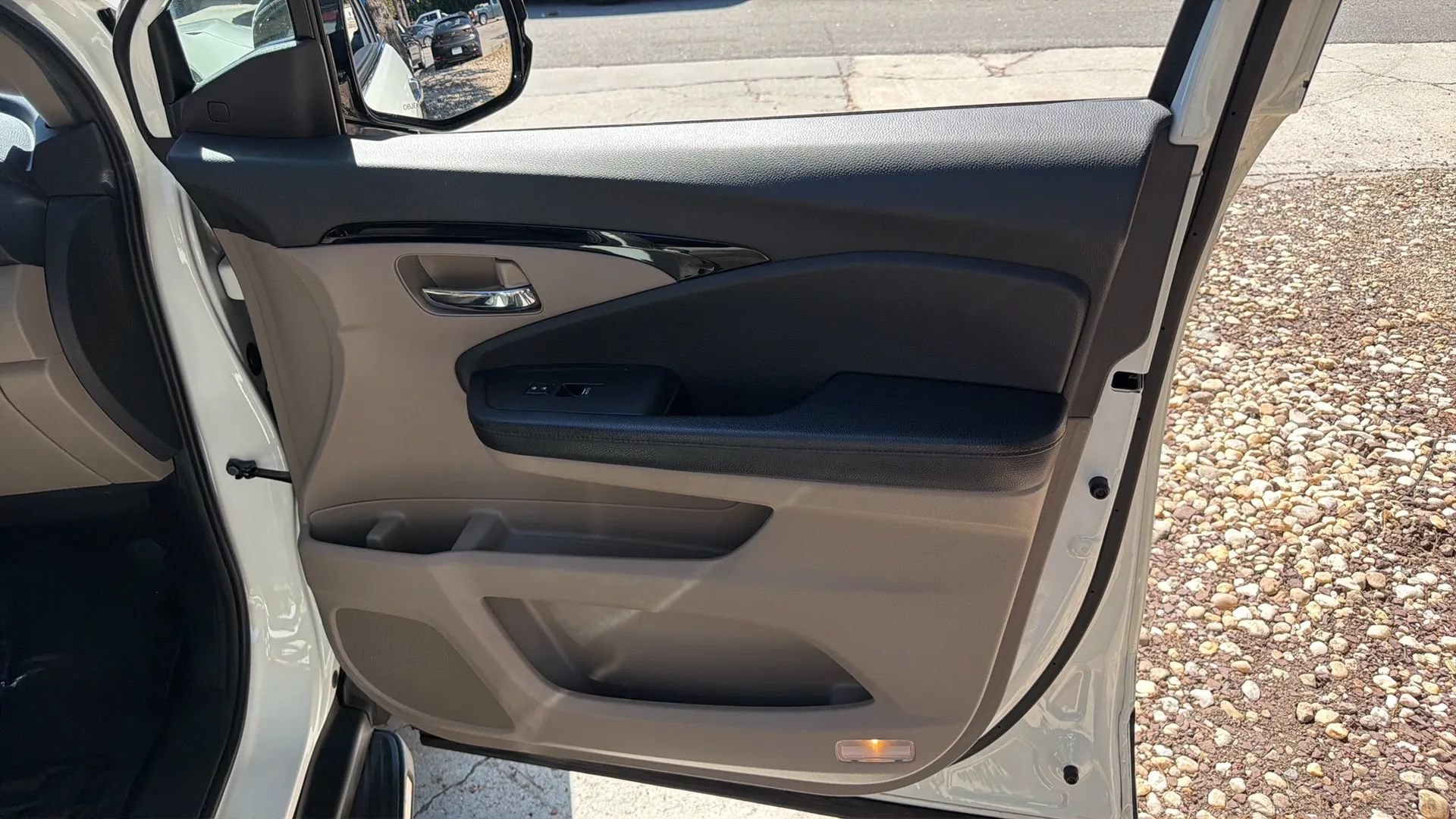 Used 2019 Honda Pilot Touring image 33
