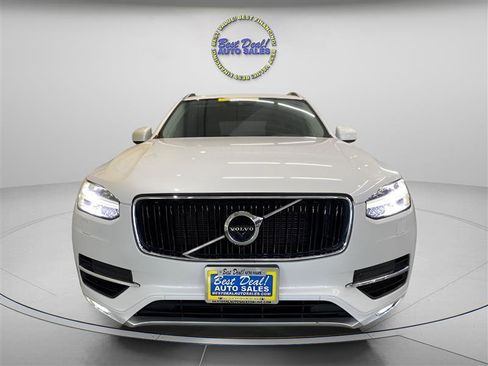 Used 2017 Volvo XC90 T6 Momentum w/ Vision Package AWD/4WD image 9