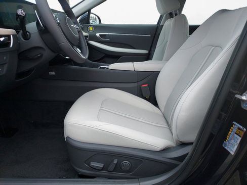 Certified 2025 Hyundai Sonata SEL image 9