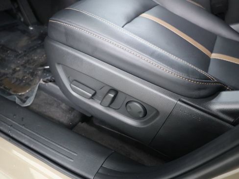 Used 2025 MAZDA CX-70 Plug-In Hybrid w/ Premium Plus image 11