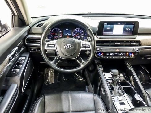 Used 2021 Kia Telluride EX w/ EX Premium Package image 2