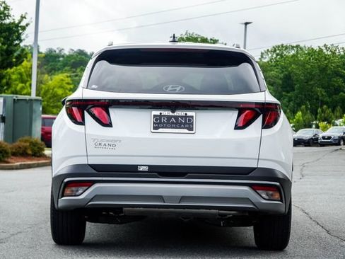 Used 2025 Hyundai Tucson SEL FWD image 12