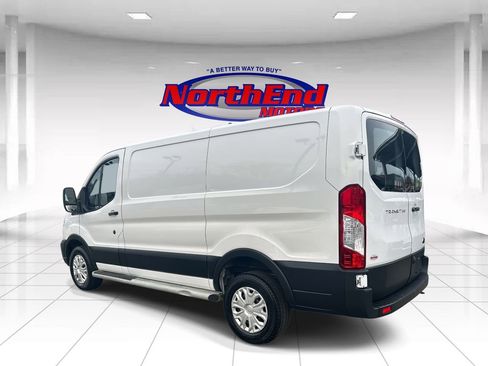 Used 2024 Ford Transit 250 Low Roof w/ Exterior Upgrade Package image 5