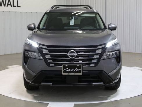 New 2026 Nissan Rogue Platinum w/ Platinum Premium Package image 3