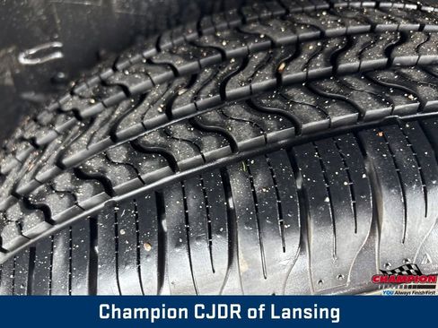 Used 2012 Jeep Compass Latitude AWD/4WD image 4